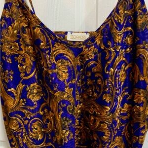 Camisole, out of the ordinary! Silky and sweet!